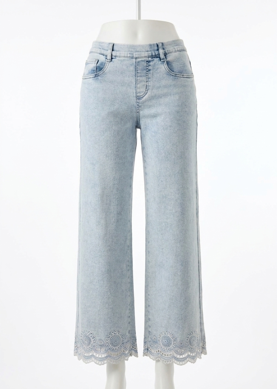 NEW FDJ embroidered pull on wide leg jeans in light wash
